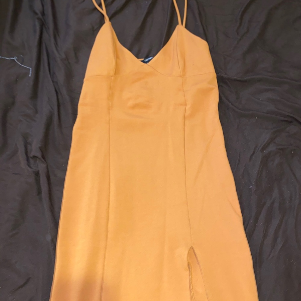 Very cute spaghetti strapped dress FOREVER 21